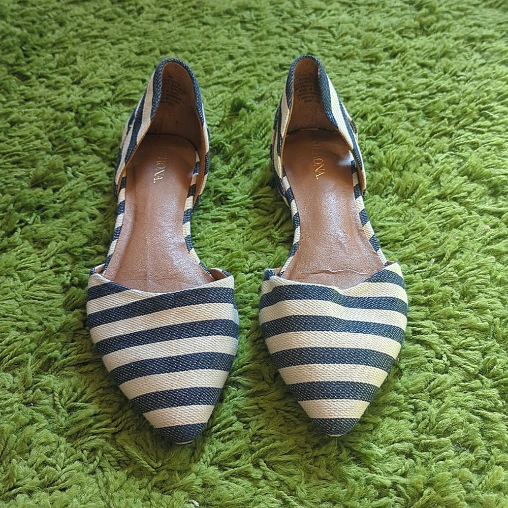 Navy and white striped nautical ballet flats, Merona, size 6 1/2
